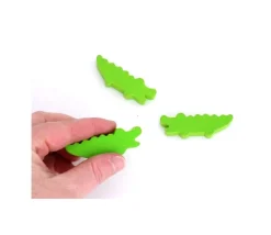 Pion crocodile vert en bois