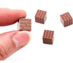 Pion de jeu caisse carton en bois 10 x 10 x 10 mm