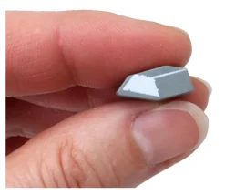 Pion de jeu métal argent en bois 15 x 6 x 10 mm