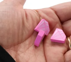 Pion en bois pierre précieuse diamant 15 x 18 x 5 mm