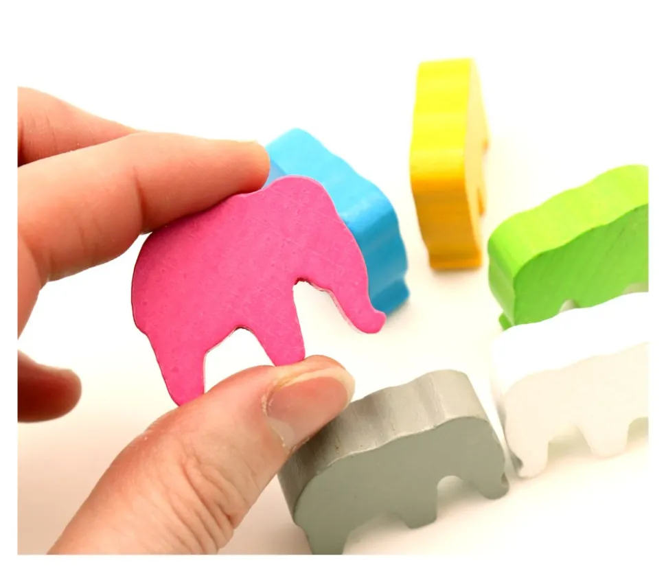 Pion éléphant coloré en bois 37 x 28 x 10 mm à l'unité