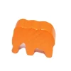 Pion éléphant orange en bois 37 x 28 x 14 mm