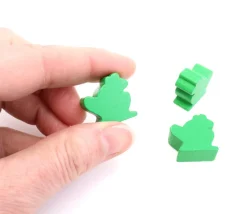 Pion petite grenouille verte 2.1 cm