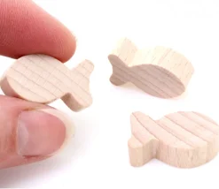 Pion poisson en bois naturel 24 x 13 mm pour jeu