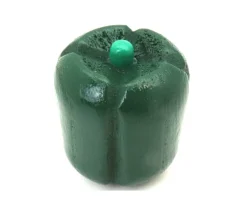 Poivron vert en bois de 4.5 x 3.9 cm légume jouet