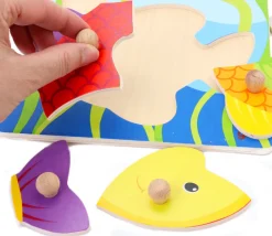 Puzzle en bois poisson - 5 pièces à boutons à encastrer