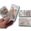Set 100 billets de 5 euros factices pour jeux