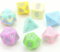 Set 8 dés multi-faces pastels