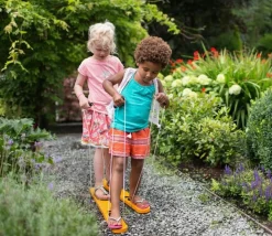 Skis de jardin en bois coordination pour 2 enfants