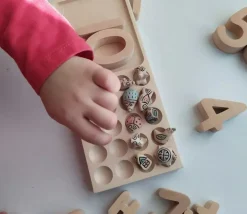 Tableau de calcul en bois Montessori + chiffres opérations mathématiques