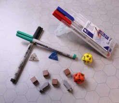 Tapis jeu recto Noir- verso Gris Megamat hexagone effaçable plateau 122 x 88 cm