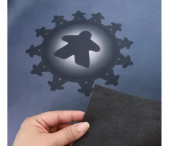 Tapis Meeple gris Multijeux 60x60 cm