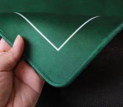 Tapis Tarot premium carré 60 cm vert Tarot double couture points cardinaux