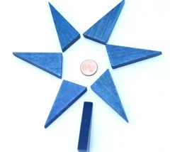 Triangle rectangle en bois bleu 46 x 24 mm de côté 8 mm épaisseur