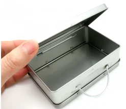 Valisette boite métal avec anse 120 x 80 x 35 mm